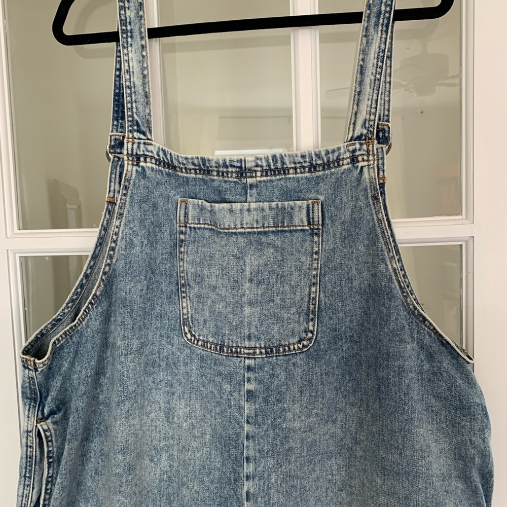 Aerie Light Blue Acid Wash Overalls ACTUAL SIZE 1X, labeled XL - Picture 3 of 8